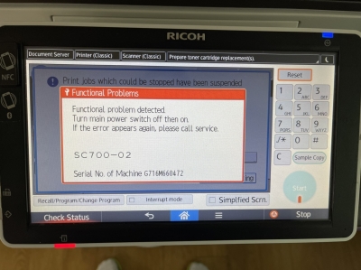 Làm sao khi máy photocopy ricoh bị báo lỗi SC700